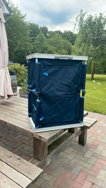 Campingkastje beschikbaar voor biedingen