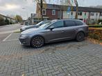 Seat Leon 1.6 TDI 81KW ST 2014 Grijs, Auto's, Voorwielaandrijving, 4 cilinders, Leon, Origineel Nederlands
