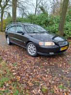 Volvo V70 2.4 AUT | nwe APK | Goed Onderhouden | 7 zits, 1800 kg, Zwart, Stationwagon, Particulier