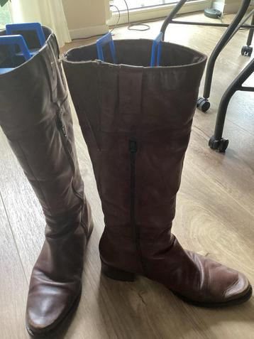 Lavorazione Lederen Dameslaarzen Maat 39 + Spanners beschikbaar voor biedingen