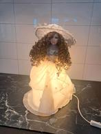 lamp met porseleinen pop, Huis en Inrichting, Lampen | Wandlampen, Ophalen of Verzenden, Gebruikt