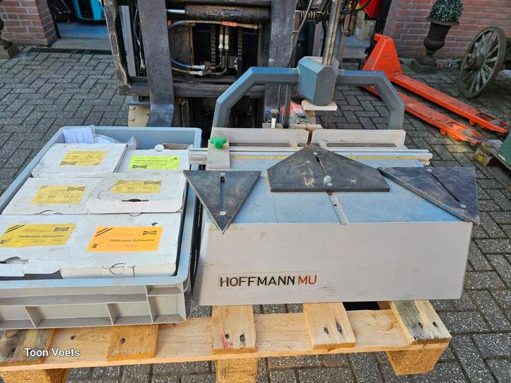 Zwaluwstaart freesmachine Hoffmann Met een aantal verbinders, Doe-het-zelf en Verbouw, Gereedschap | Freesmachines, Gebruikt, Overige soorten