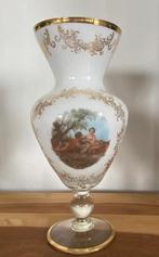Opaline vaas, Antiek en Kunst, Antiek | Vazen, Ophalen of Verzenden