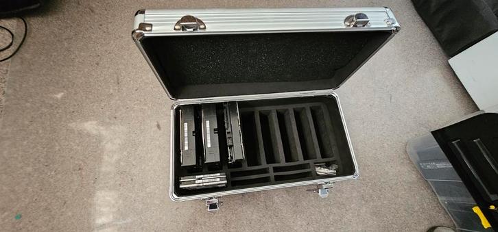 Harde schijf opberg koffer 8x3.5 hdd en 6x Sata schijf, Computers en Software, Harde schijven, Zo goed als nieuw, Desktop, HDD