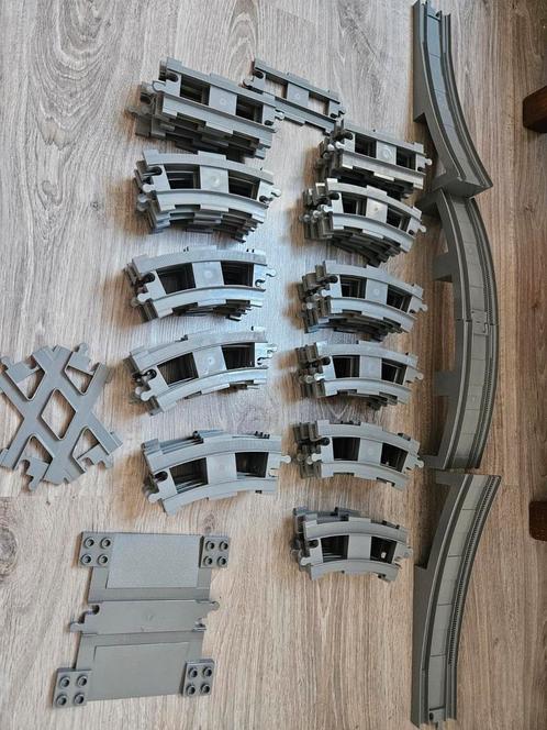Grote LEGO DUPLO treinset met Octan wagons,brug, wissels etc, Kinderen en Baby's, Speelgoed | Thomas de Trein, Gebruikt, Ophalen of Verzenden