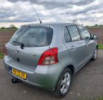 Toyota Yaris 1.3 VVTi Luna MMT|Automaat|Airco|Trekhaak|Carpl, Te koop, Zilver of Grijs, Benzine, 550 kg