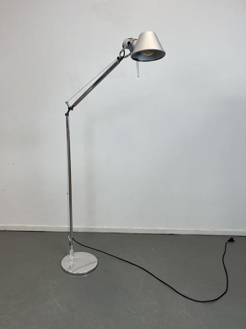 1 Artemide Tolomeo Lettura vloerlamp Aluminium, Huis en Inrichting, Lampen | Vloerlampen, Zo goed als nieuw, Metaal