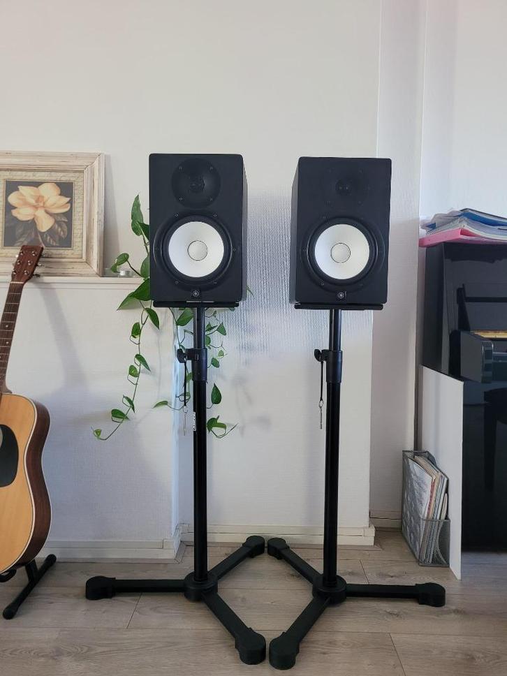 Yamaha HS8 studiomonitoren + Innox statieven (zgan set), Muziek en Instrumenten, Standaards, Zo goed als nieuw, Ophalen of Verzenden