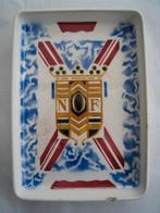 ZELDZAME CALVE PLAQUE EN WEDGWOOD VAAS ;15 EURO SAMEN, Verzenden