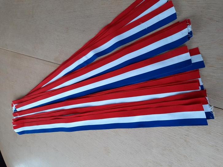 Lint rood wit blauw. 5cm breed, Diversen, Vlaggen en Wimpels, Zo goed als nieuw, Ophalen of Verzenden