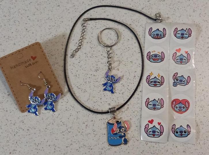 Leuke setjes stitch "nieuw" ook leuk als cadeautje, Sieraden, Tassen en Uiterlijk, Kindersieraden, Nieuw, Overige typen, Overige kleuren