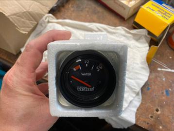Vetus watermeter 24v tankmeter beschikbaar voor biedingen