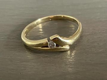 GOUDEN RING klein maatje 14 krt goud met zirkonia - WD014 beschikbaar voor biedingen