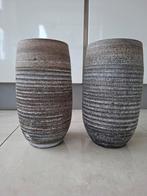 2 Taupe Grijze Potten - 35x20 cm, Steen, Overige kleuren, Ophalen of Verzenden, Zo goed als nieuw