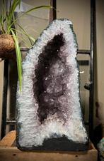 Amethist geode brazilie, Ophalen, Mineraal
