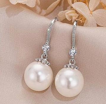 925 sterling oorbellen en 5a zirkonia beschikbaar voor biedingen