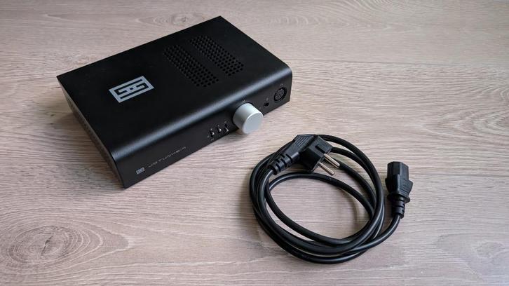 Schiit Audio Jotunheim 2 met ES9028 DAC (Zwart), Audio, Tv en Foto, Versterkers en Receivers, Zo goed als nieuw, 120 watt of meer