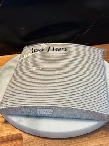 50 stuks halve maan nagelvijlen 100/180 beschikbaar voor biedingen