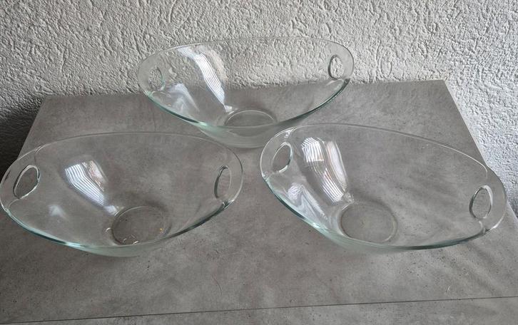 Set van 3 glazen schalen, Huis en Inrichting, Woonaccessoires | Schalen en Manden, Gebruikt, Schaal, Ovaal, Glas, Ophalen