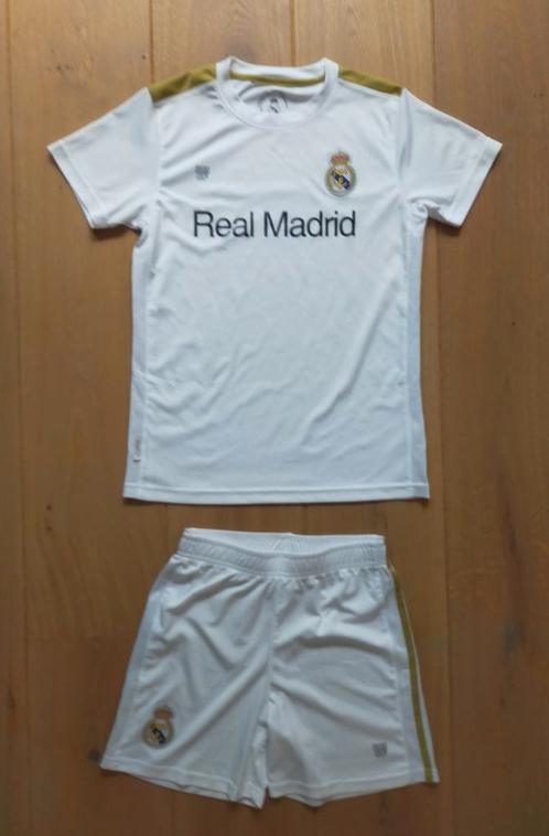 Real Madrid voetbal tenue maat 146/152, nieuw in verpakking, Kinderen en Baby's, Kinderkleding | Maat 146, Nieuw, Jongen of Meisje