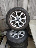 Mazda 2 (2021) Originele Lichtmetalen Velgen + Winterbanden, Auto-onderdelen, Banden en Velgen, Ophalen, Gebruikt, 15 inch, Banden en Velgen