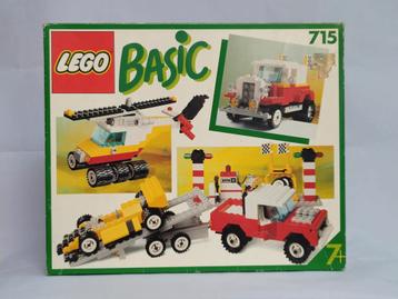 Vintage Lego Basic set (715) beschikbaar voor biedingen