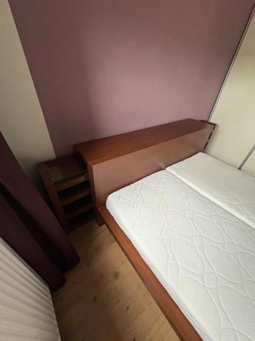 Ikea Malm bed met hoofdbordkastjes en tv kast