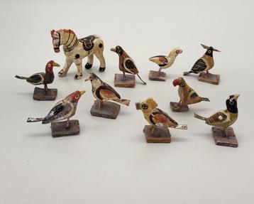 10 oude handgemaakte Nirmal India speelgoed dierfiguren beschikbaar voor biedingen