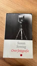 Susan Sontag - Over fotografie, Ophalen of Verzenden, Zo goed als nieuw, Nederland, Susan Sontag