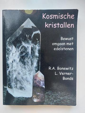 Kosmische kristallen  beschikbaar voor biedingen