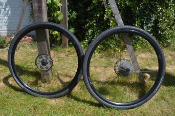 DT Swiss G540 gravel wielset (incl cassette en schijfremmen) beschikbaar voor biedingen