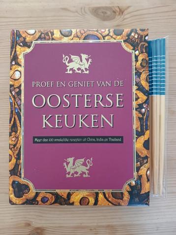 Oosterse Keuken Kookboek + Eetstokjes - Nieuw! beschikbaar voor biedingen