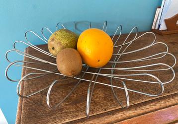 Space Age chromen fruitschaal beschikbaar voor biedingen