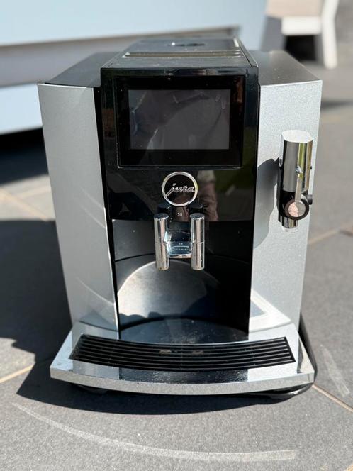 Jura S8 koffiemachine uit premium segment, Witgoed en Apparatuur, Koffiezetapparaten, Zo goed als nieuw, Koffiebonen, Koffiemachine
