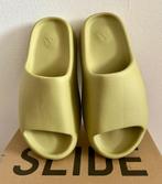 Adidas YEEZY Slide ‘Resin’ - Nieuw - Maat 43, Slippers, Overige kleuren, Nieuw, Ophalen of Verzenden