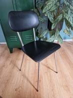Vintage Buisframe stoeltje skai leder, Huis en Inrichting, Stoelen, Ophalen, Zo goed als nieuw, Zwart, Eén