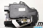 Deurslot linksachter Audi A4 8E 8E0839015C, Gebruikt