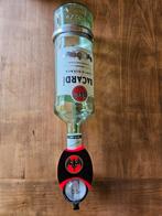 3 liter Bacardi fles met muurbeugel en nondrip dispenser, Verzamelen, Ophalen of Verzenden, Gebruikt, Gebruiksvoorwerp