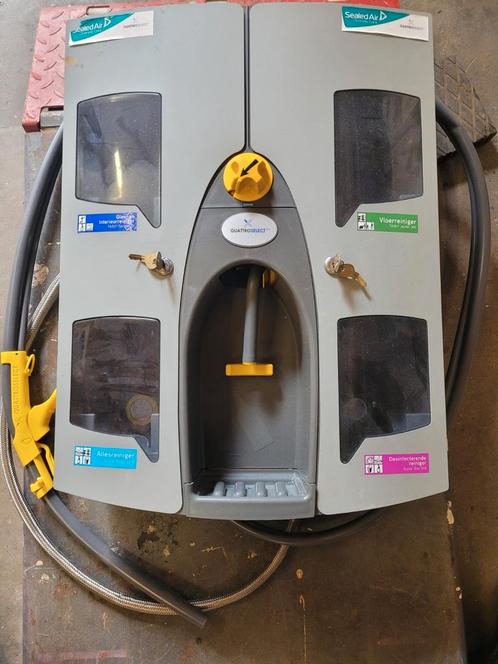 Diversey Quattroselect Mengdispenser, Huis en Inrichting, Schoonmaakartikelen, Overige typen, Ophalen of Verzenden