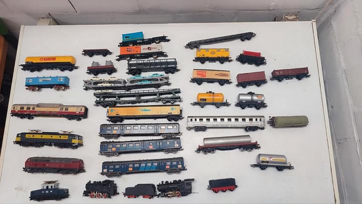 Grote verzameling treinen en locomotieven, Hobby en Vrije tijd, Modeltreinen | H0, Gebruikt, Treinset, Gelijkstroom, Overige merken