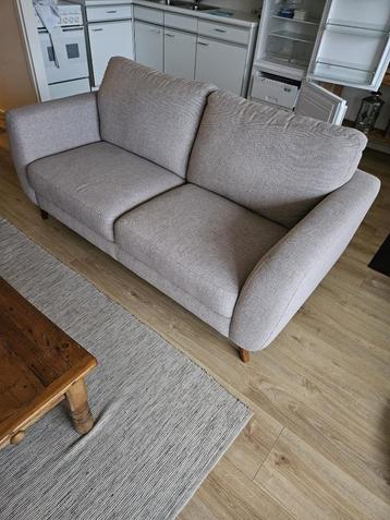 2 zits bank - 2 stoelen, amper gebruikt