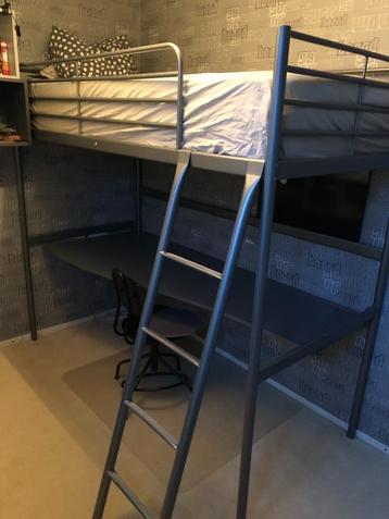 hoogslaper beschikbaar voor biedingen