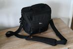 Lowepro Nova 170 AW, Ophalen, Zo goed als nieuw, Schoudertas, Lowepro