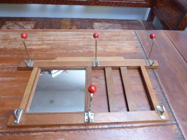 Antieke houten kapstok met spiegel, Antiek en Kunst, Antiek | Woonaccessoires, Ophalen of Verzenden