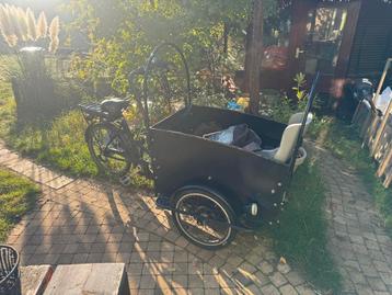 Elektrische Bakfiets met Accu beschikbaar voor biedingen