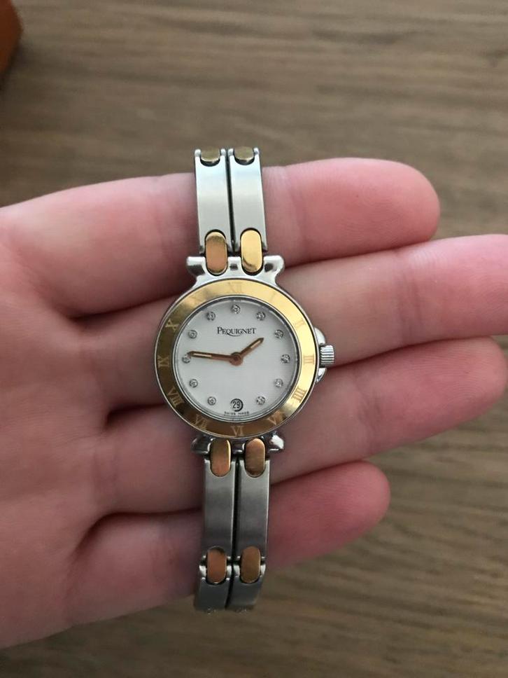 Pequignet Moorea Dameshorloge - Stijlvol en Elegant, Sieraden, Tassen en Uiterlijk, Horloges | Dames, Zo goed als nieuw, Polshorloge