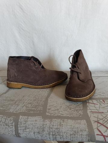 Mooie leren damesschoenen. Mt 36. Merk Clarks Originals beschikbaar voor biedingen