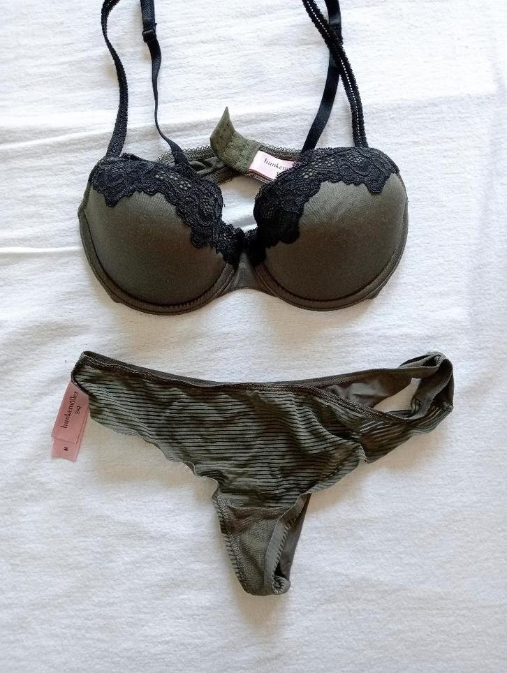 Push up beha's mt 75B en 1 setje, Hunkemoller en Hema, Kleding | Dames, Ondergoed en Lingerie, Setje, Ophalen of Verzenden