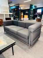 Design bank naar ontwerp Cassina Le Corbusier replica bank, Ophalen of Verzenden, A, A, A