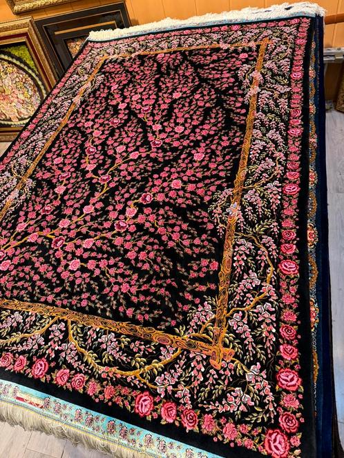 Perzisch-Iraans zijden tapijt – roze, Huis en Inrichting, Stoffering | Tapijten en Kleden, Nieuw, 200 cm of meer, Rechthoekig